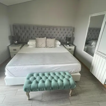 Hotel B And